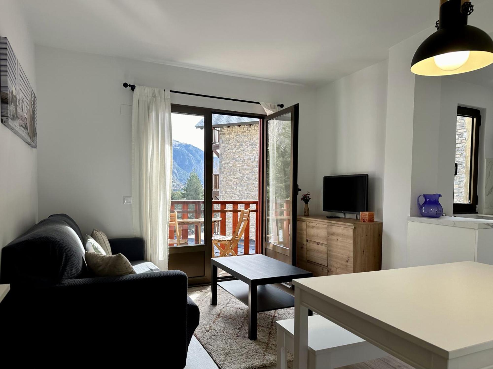 דירות Sallent de Gállego Tebarray ☆ Increibles Vistas, Terraza Y Garaje - Pirineos360 מראה חיצוני תמונה